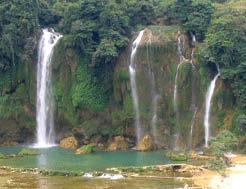 百色冷水瀑布 百色冷水瀑布