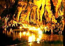 文山天生桥溶洞 文山天生桥溶洞